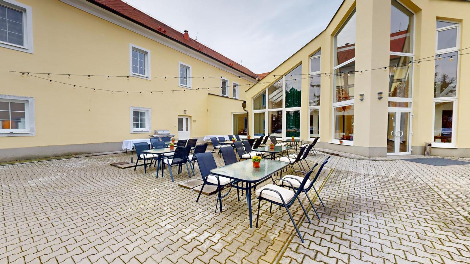 Klaudia'S Hotel & Restaurant At Golf Resort, Bac Samorin Exteriér fotografie