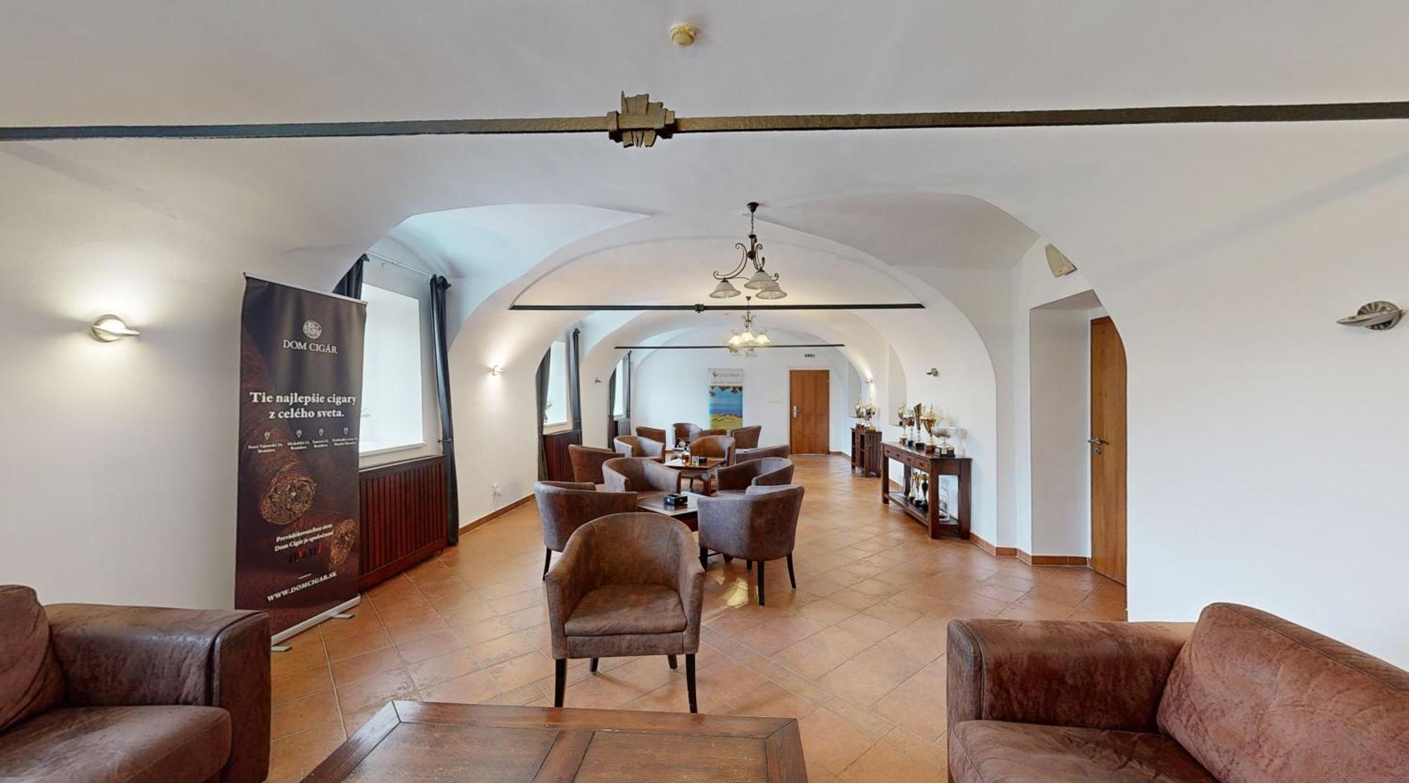 Klaudia'S Hotel & Restaurant At Golf Resort, Bac Samorin Exteriér fotografie