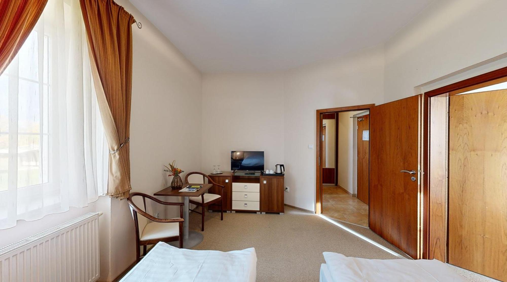 Klaudia'S Hotel & Restaurant At Golf Resort, Bac Samorin Exteriér fotografie
